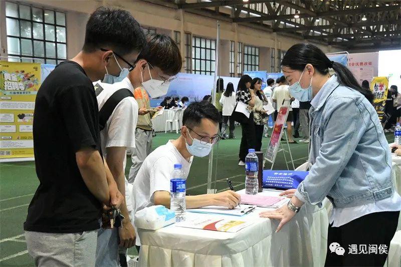 贛榆青口最新招聘動態(tài)及職業(yè)機會探討，贛榆青口最新招聘動態(tài)與職業(yè)機會解析