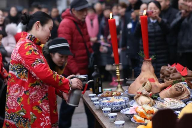 春節(jié)去烏鎮(zhèn)好玩嗎？——一場文化與自然的交織之旅，春節(jié)烏鎮(zhèn)游，文化與自然的完美交織之旅